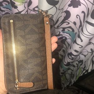 Michael Kors Wallet.
